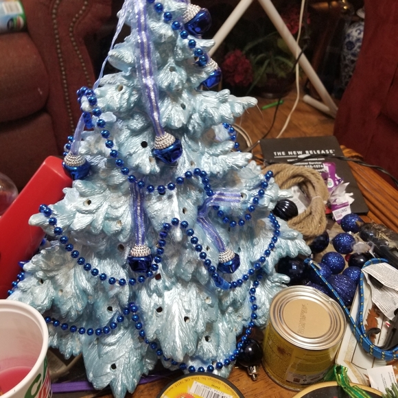 Mini - Picture 2 of 3